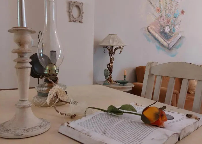 Antique Apartment 2