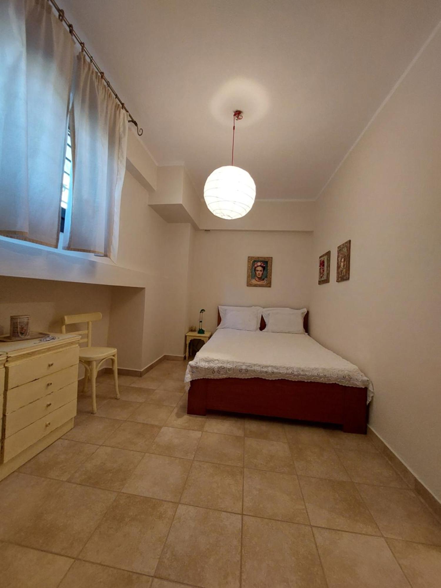 Apartment Antique 2